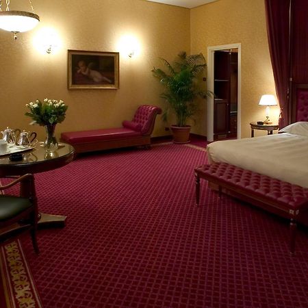 Hotel Maxim Peschiera Borromeo Eksteriør billede