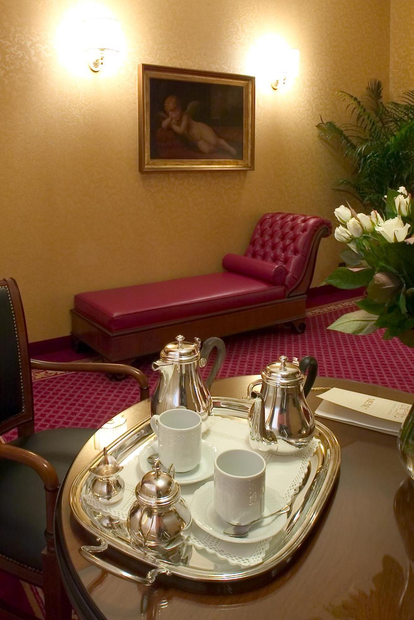 Hotel Maxim Peschiera Borromeo Eksteriør billede