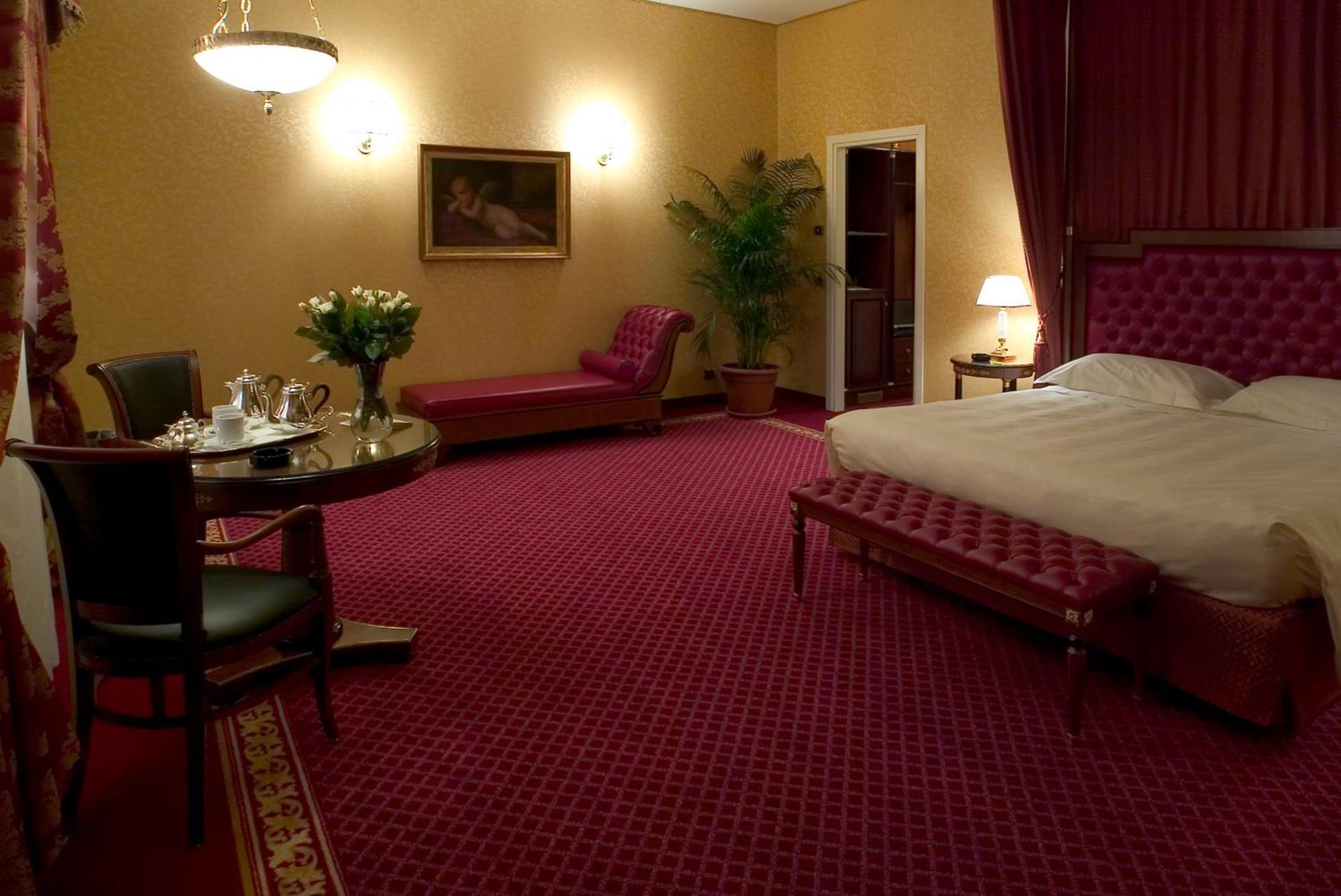 Hotel Maxim Peschiera Borromeo Eksteriør billede